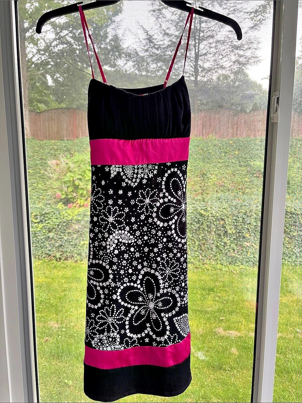 ruby rox Floral Maxi Dress in Black & Pink Size Large